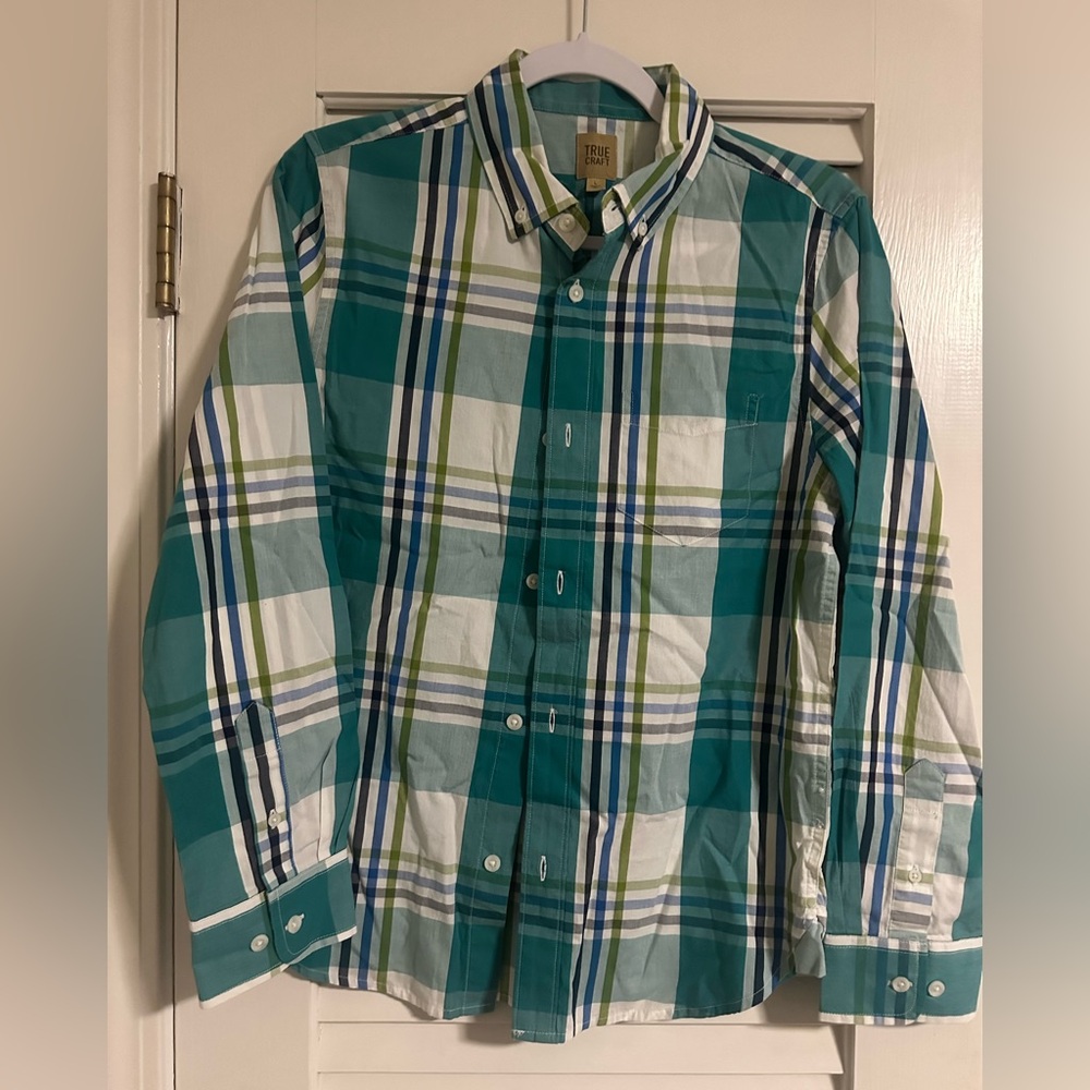Brand new boys button down. True Craft. Size L.